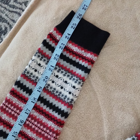 🔥🔥Talbots Fair Isle Nylon & Lambswool Cardigan sweater red Black M - Picture 7 of 11